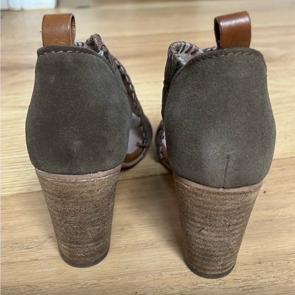 Seychelles Whipstitch Party Up Heals in Olive Suede - Picture 2 of 9